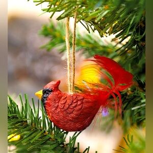*Resin Cardinal Ornament